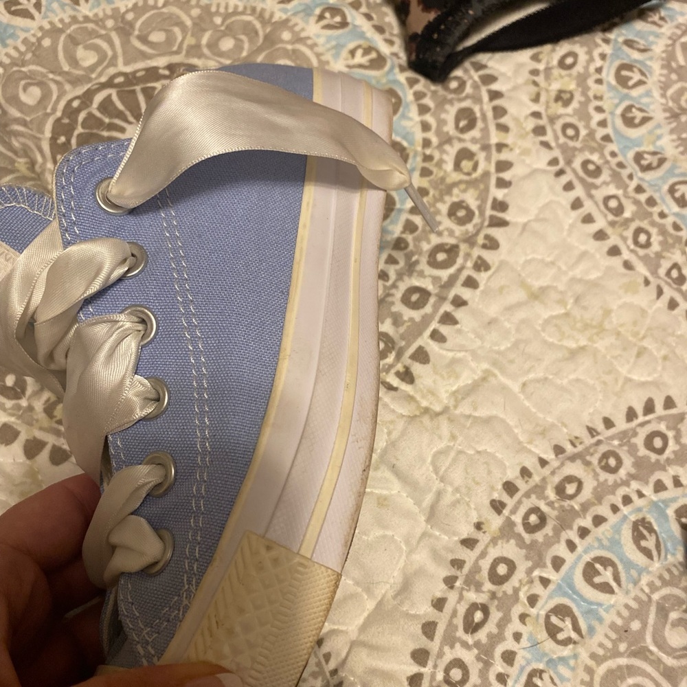 Converse - Picture 5 of 5